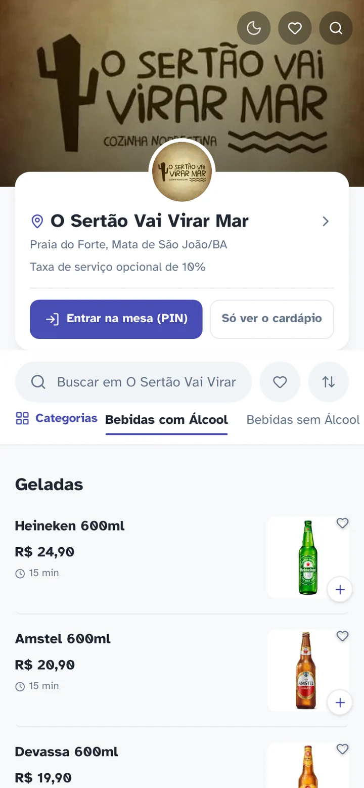 Cardápio da loja aberto no celular pelo QR code da mesa